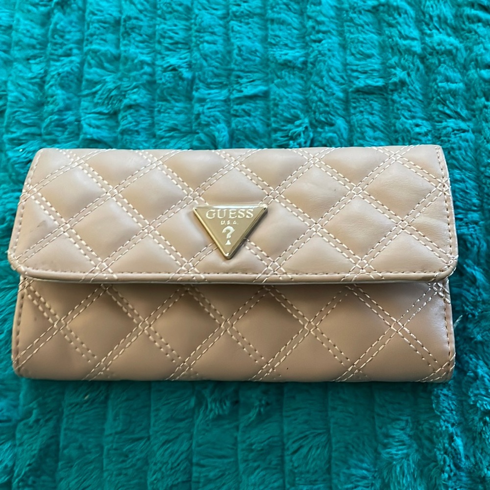 NEW Tan Guess wallet